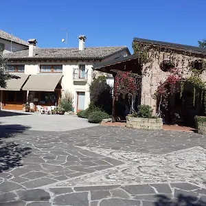 Agriturismo Melo In Fiore Séjour à la ferme